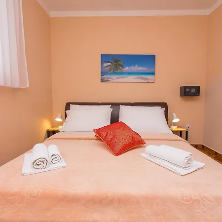 公寓式酒店 瓦伦缇纳别墅酒店 3*