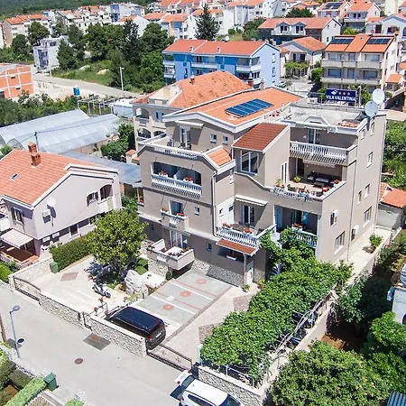 公寓式酒店 瓦伦缇纳别墅酒店 扎达尔