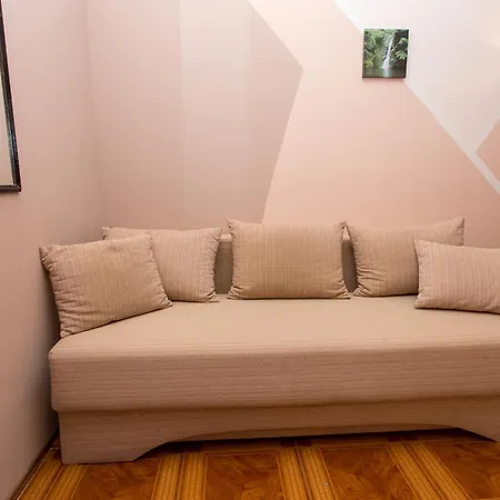 瓦伦缇纳别墅酒店 公寓式酒店