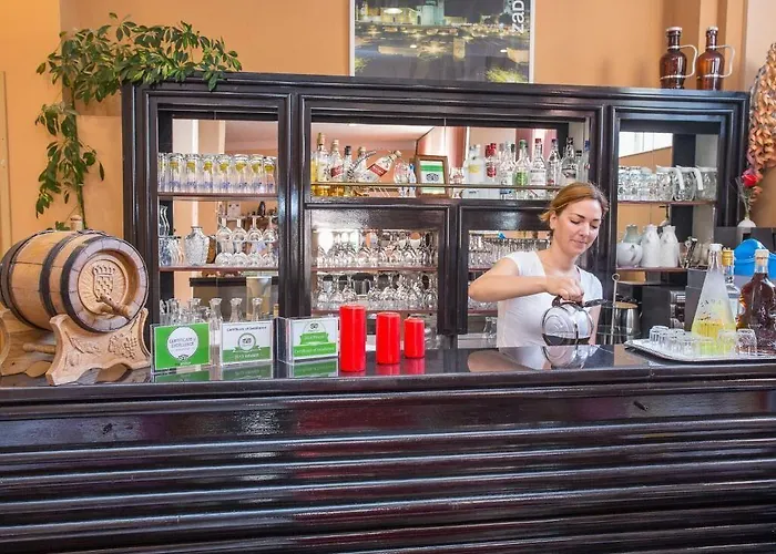 Valentina Aparthotel 3*