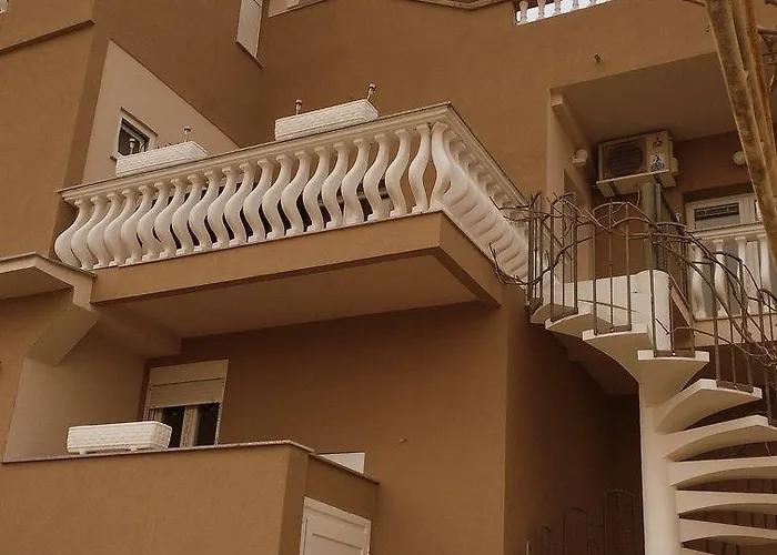 瓦伦缇纳别墅酒店 公寓式酒店 扎达尔