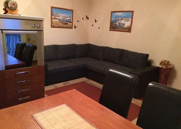 瓦伦缇纳别墅酒店 公寓式酒店 扎达尔