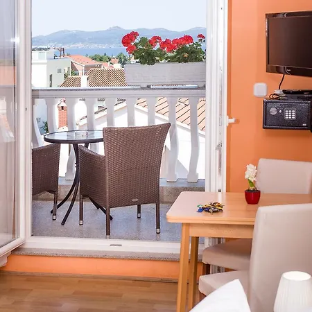 Valentina Ξενοδοχείο με διαμερίσματα Ζαντάρ