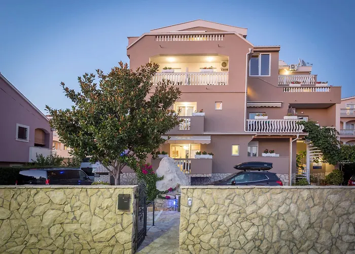 Valentina Aparthotel